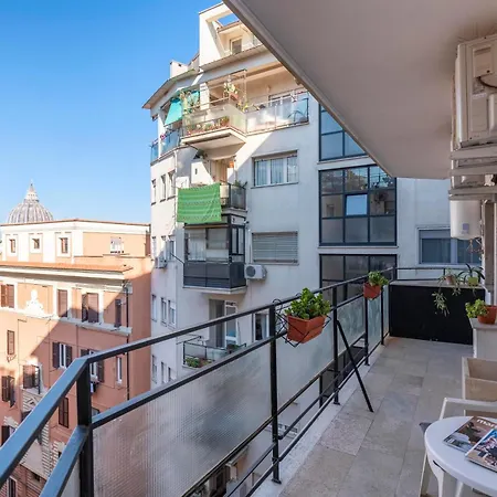 Di Fronte Basilica Di S Pietro Apartment Rome